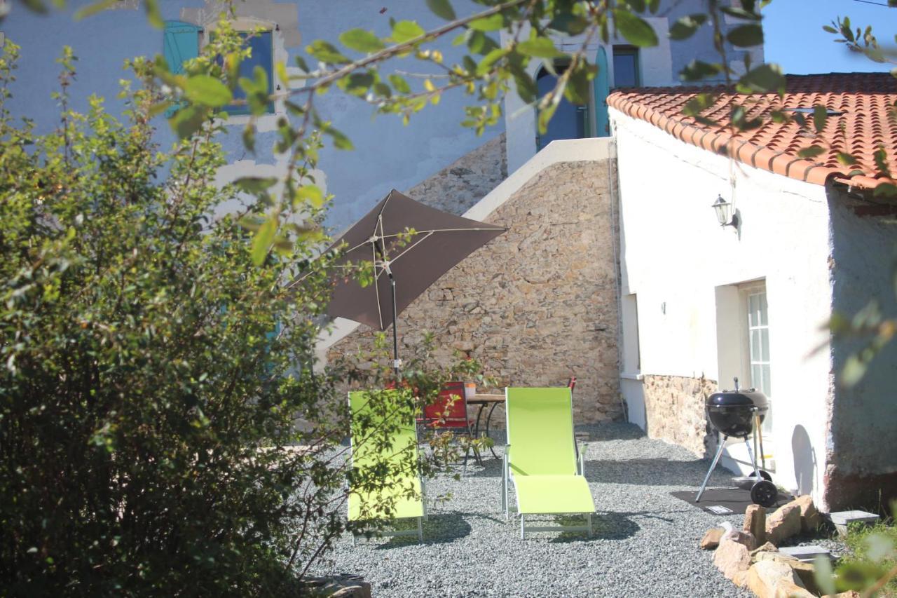 Appartamento L Entredeux Saint-Viaud Esterno foto